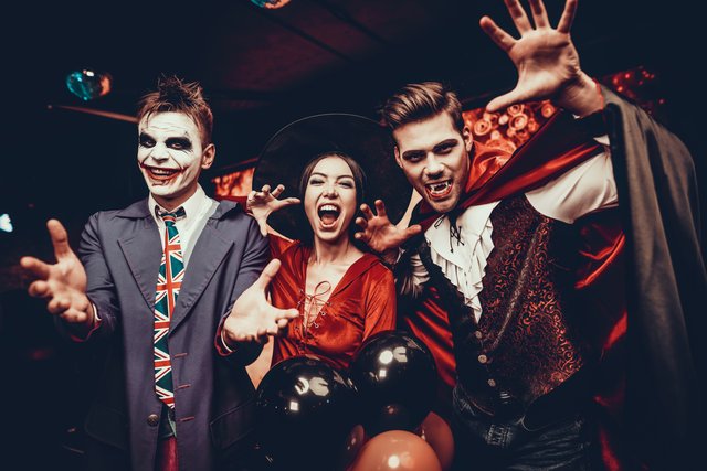 Adult Halloween Costumes