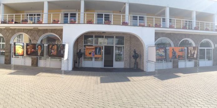 Dom-kulture-Gracanica-Photo-01-696×450-1-696×348